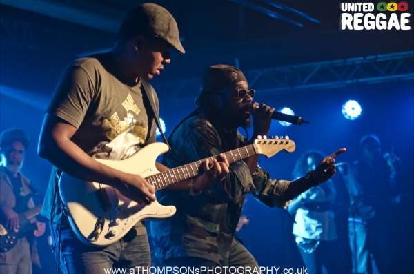 Mitchum Chin and Tarrus Riley © Andrew Thompson