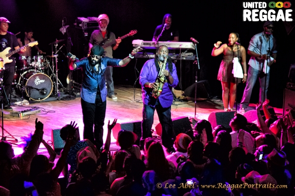 Tarrus Riley and the BLAK SOIL band © Lee Abel