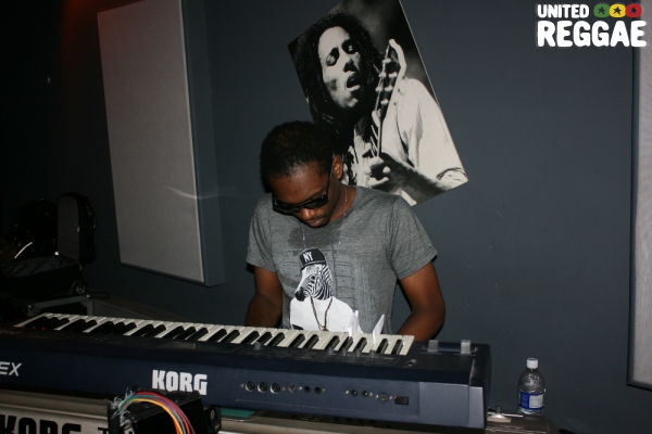Busy Signal playing keyboards during Sting rehearsal © Steve James