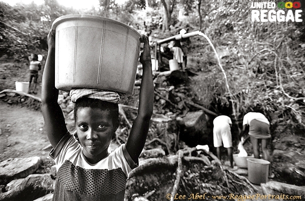 Carry Water © Lee Abel